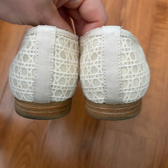 TOMS Briella Women's Lace Cream Flat with custom CloudBound foam foot bed,size 9 - Picture 4 of 7